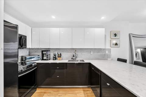 2301 Collins Ave 714, Miami Beach FL - photo 8 of 23
