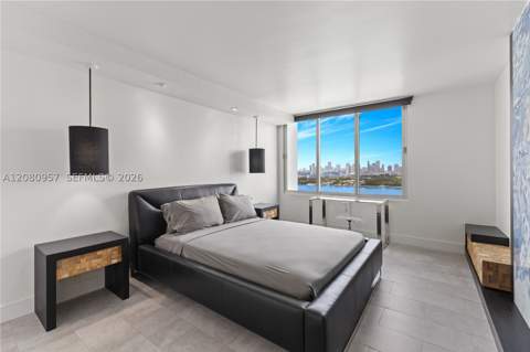 1000 West Ave 1518, Miami Beach FL - photo 16 of 25