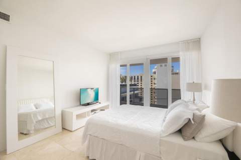 100 Lincoln Road Ph14, Miami Beach FL - photo 16 of 31