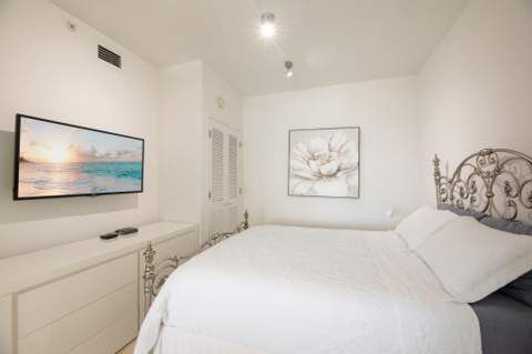 100 Lincoln Road Ph14, Miami Beach FL - photo 20 of 31
