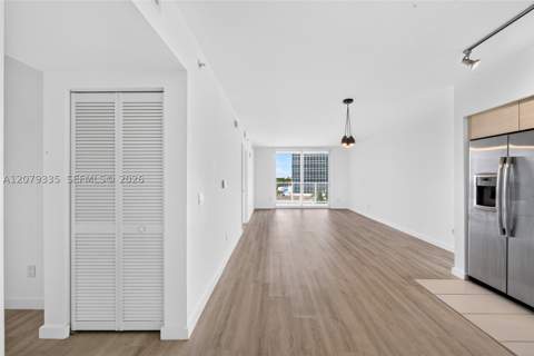 4250 Biscayne Blvd 805, Miami FL - photo 11 of 43