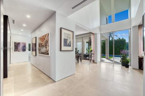 9407 E Broadview Dr, Bay Harbor Islands FL - photo 8 of 28