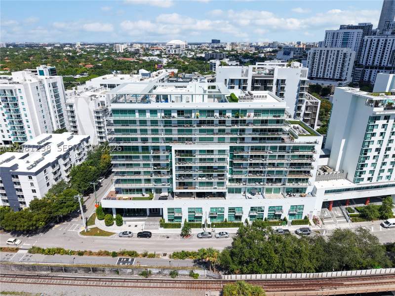 2 bedroom Condominium at 1600 SW 1st Ave 512, Le Parc At Brickell Condo, Miami — photo 3