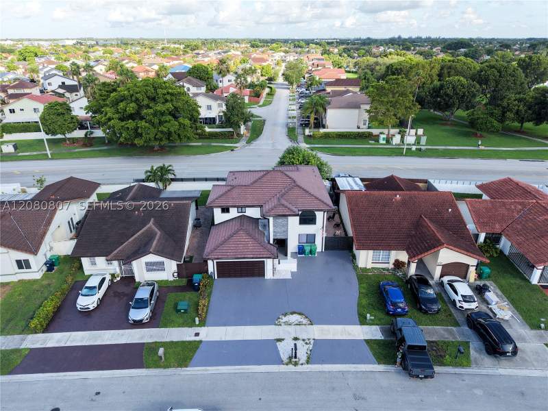4 bedroom SingleFamilyResidence at 6332 SW 151st Pl, West Miller Heights Sec 3, Miami — photo 2