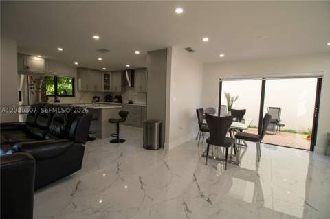 6332 SW 151st Pl, Miami FL - photo 9 of 41