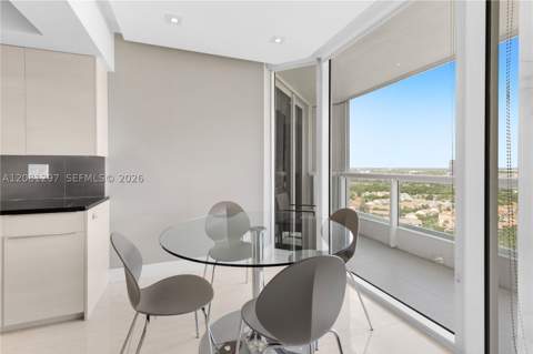 21055 Yacht Club Dr 2807, Aventura FL - photo 14 of 31