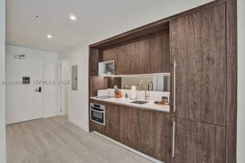 1611 SW 2nd Ave 402, Miami FL - photo 8 of 33