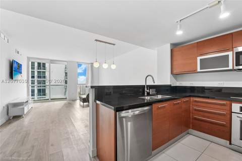 253 NE 2nd St 2104, Miami FL - photo 9 of 21