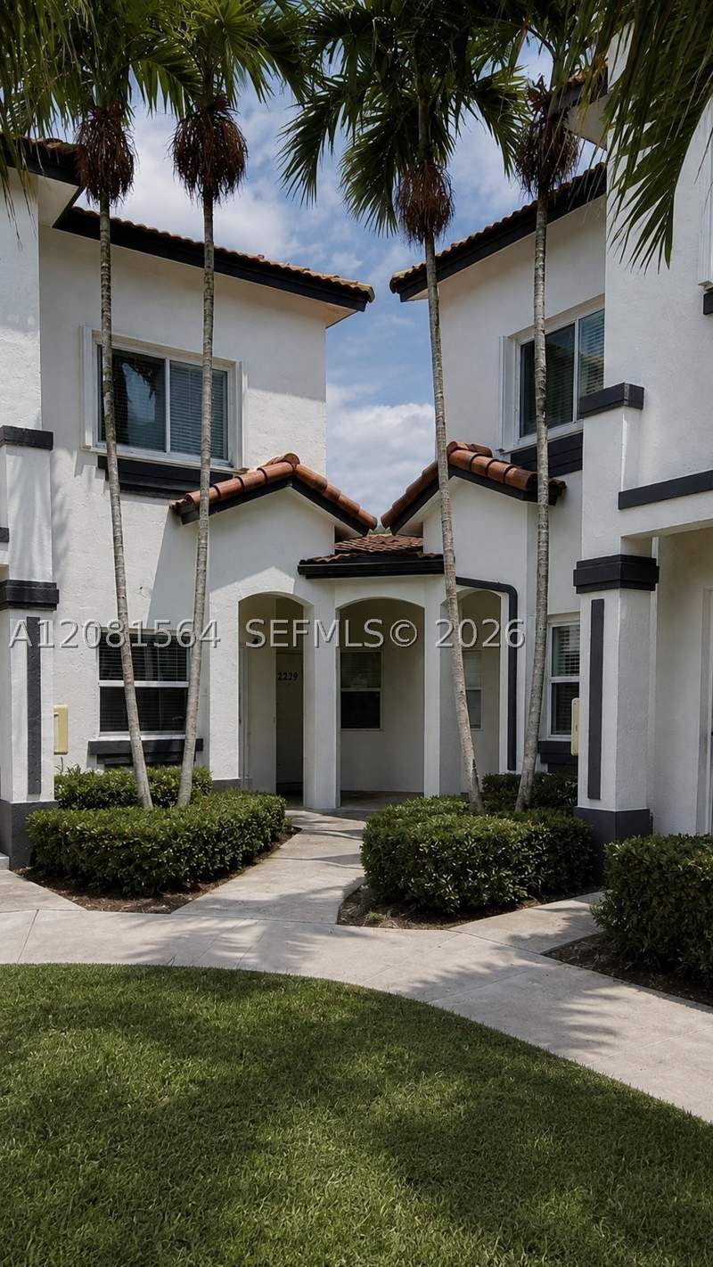 3 bedroom Townhouse at 2227 SE 25th Ave 2227, Towngate Condo Three, Homestead — photo 2