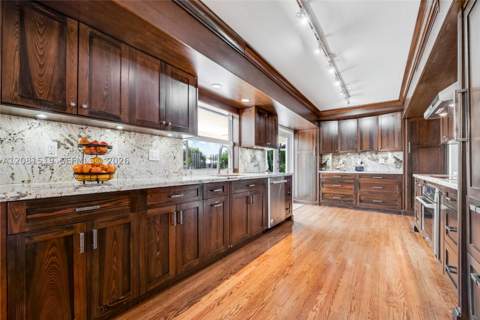 13035 Nevada St, Coral Gables FL - photo 7 of 21