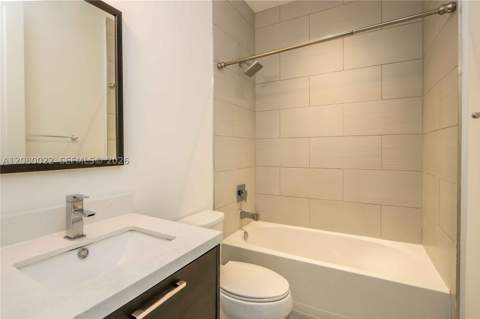 9123 NW 33rd St, Doral FL - photo 11 of 37
