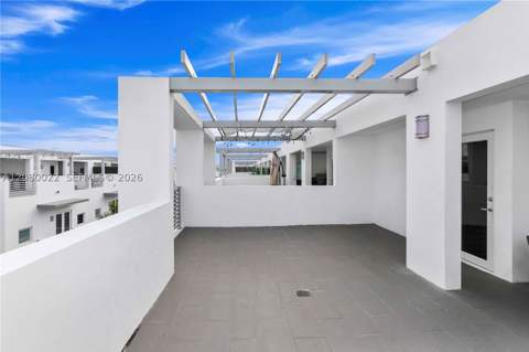9123 NW 33rd St, Doral FL - photo 24 of 37
