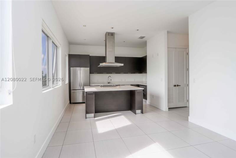 4 bedroom Townhouse at 9123 NW 33rd St, Contempo Townhomes, Doral — photo 3