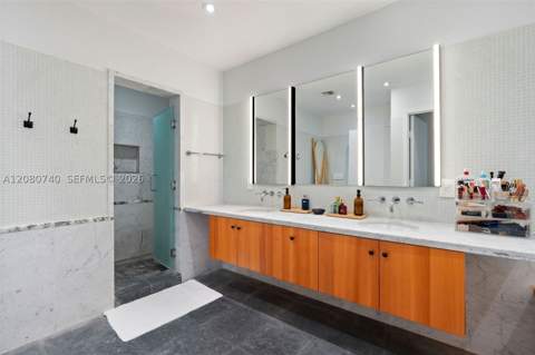 6103 Aqua Ave 702, Miami Beach FL - photo 22 of 45