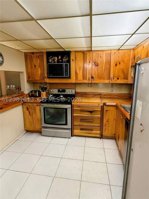 100 Ocean Lane Dr 303, Key Biscayne FL - photo 14 of 17
