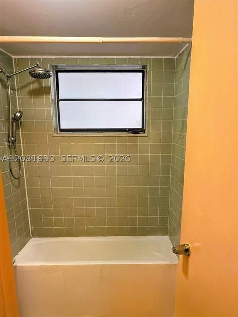 100 Ocean Lane Dr 303, Key Biscayne FL - photo 9 of 17