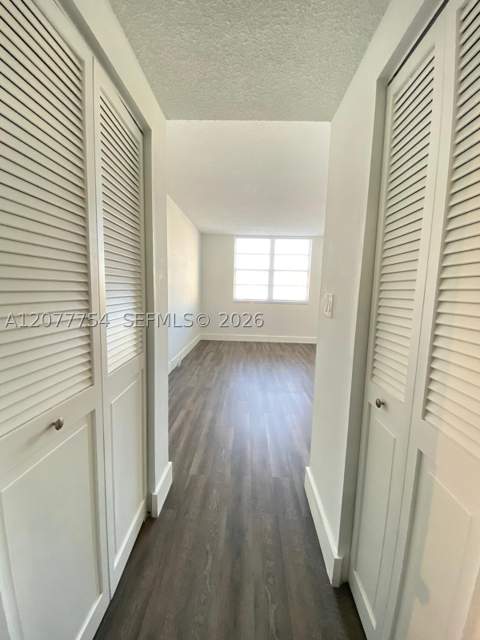 500 Bayview Dr 825, Sunny Isles Beach FL - photo 16 of 32