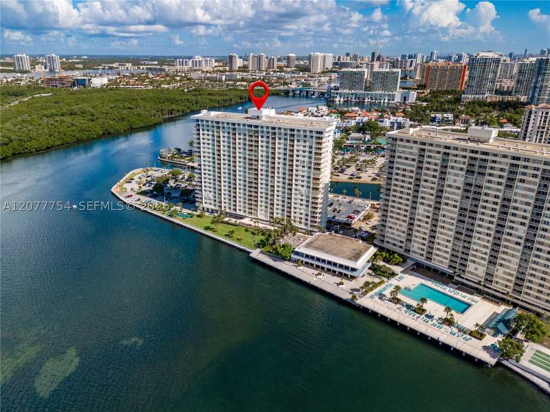 1 bedroom Condominium at 500 Bayview Dr 825, Arlen House West Condo, Sunny Isles Beach — photo 4