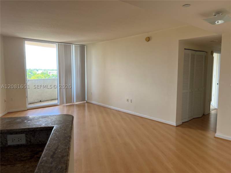 1 bedroom Condominium at 19501 W Country Club Dr 611, Turnberry On The Green Co, Aventura — photo 2