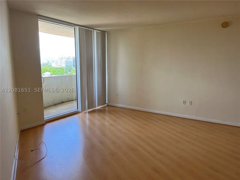 1 bedroom Condominium at 19501 W Country Club Dr 611, Turnberry On The Green Co, Aventura — photo 3