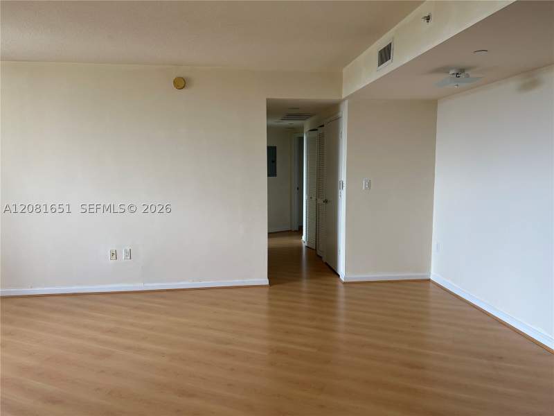 1 bedroom Condominium at 19501 W Country Club Dr 611, Turnberry On The Green Co, Aventura — photo 4