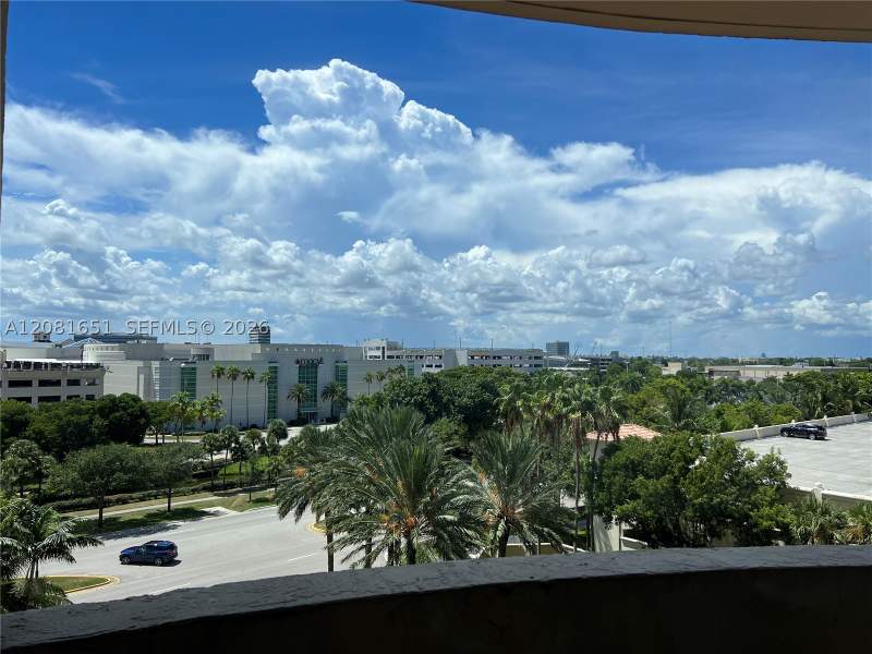 1 bedroom Condominium at 19501 W Country Club Dr 611, Turnberry On The Green Co, Aventura — photo 5