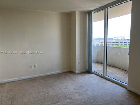 19501 W Country Club Dr 611, Aventura FL - photo 9 of 29