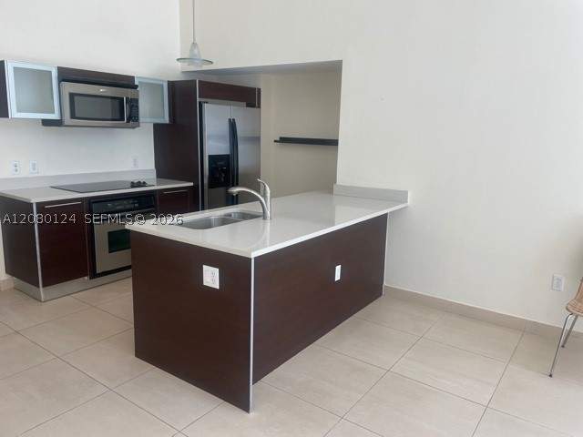 1 bedroom Condominium at 1900 N Bayshore Dr 511, Quantum On The Bay Condo, Miami — photo 4