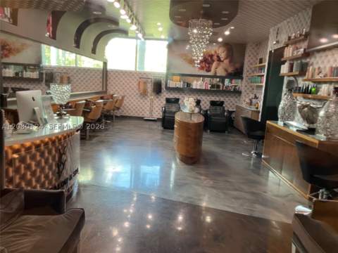 1900 N Bayshore Dr 511, Miami FL - photo 9 of 29