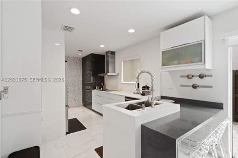 10842 NW 53rd Ln, Doral FL - photo 11 of 19