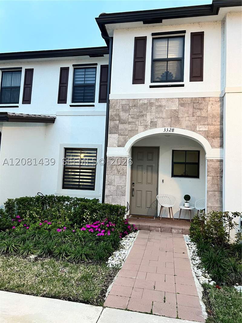 3 bedroom Townhouse at 3328 W 114th Ter 3328, Aquabella North, Hialeah — photo 3
