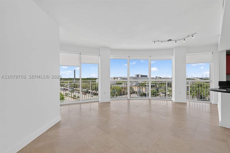 2 bedroom Condominium at 7270 SW 88th St B403, Downtown Dadeland Condo N, Miami — photo 4