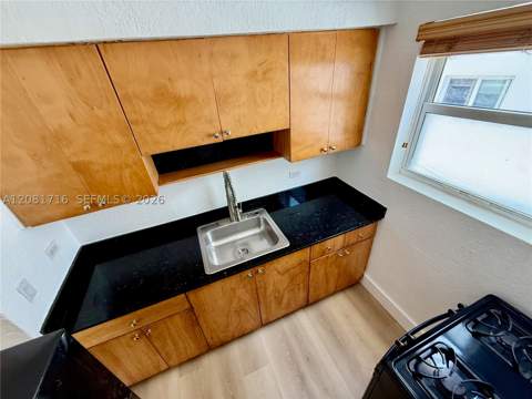 7334 Harding Ave 3, Miami Beach FL - photo 8 of 26