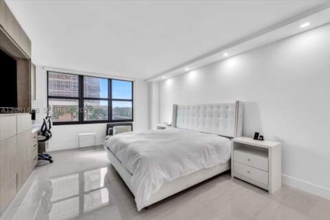 9801 Collins Ave 5U, Bal Harbour FL - photo 14 of 64