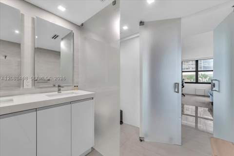 9801 Collins Ave 5U, Bal Harbour FL - photo 15 of 64