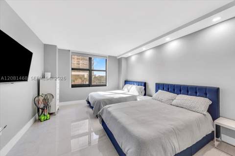 9801 Collins Ave 5U, Bal Harbour FL - photo 19 of 64