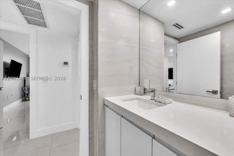 9801 Collins Ave 5U, Bal Harbour FL - photo 21 of 64