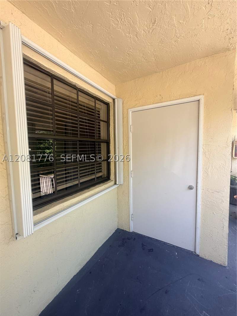 3 bedroom Condominium at 950 Constitution Dr 950H, Lakeshore Condo 3, Homestead — photo 3