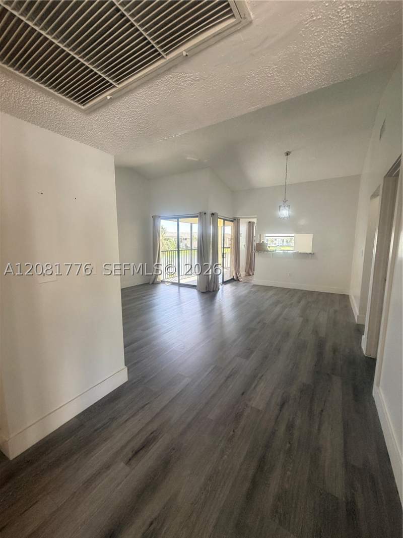 3 bedroom Condominium at 950 Constitution Dr 950H, Lakeshore Condo 3, Homestead — photo 4