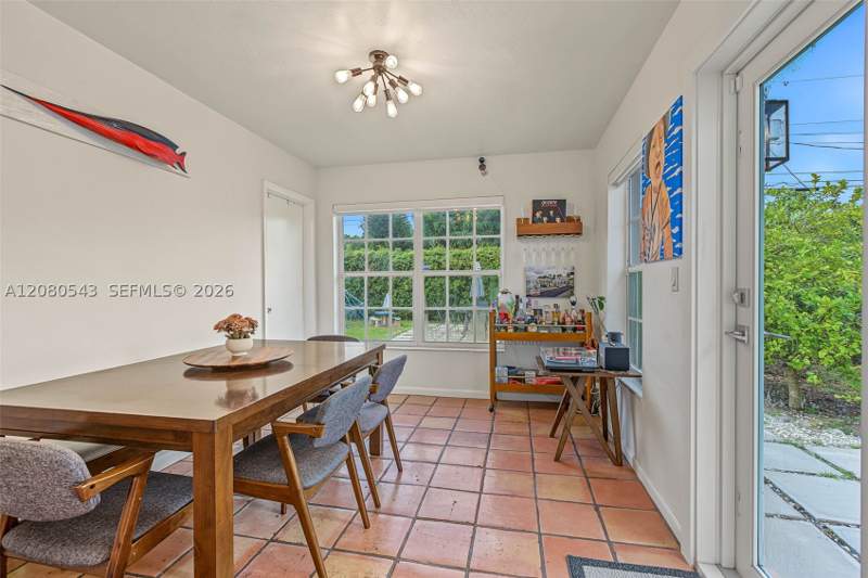 3 bedroom SingleFamilyResidence at 6440 SW 35th St, Coral Villas Rev, Miami — photo 4