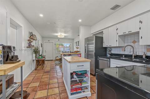 6440 SW 35th St, Miami FL - photo 7 of 15