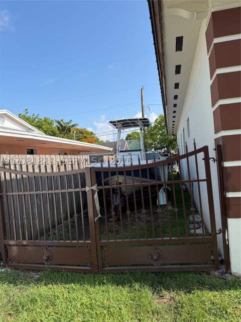 14480 SW 292nd St, Homestead FL - photo 17 of 24