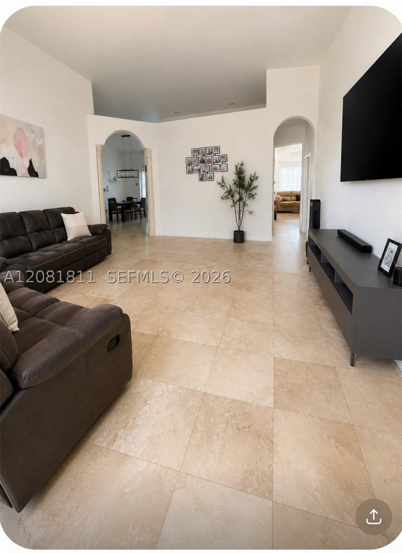 4 bedroom SingleFamilyResidence at 14480 SW 292nd St, Leisure City Sec 3, Homestead — photo 5