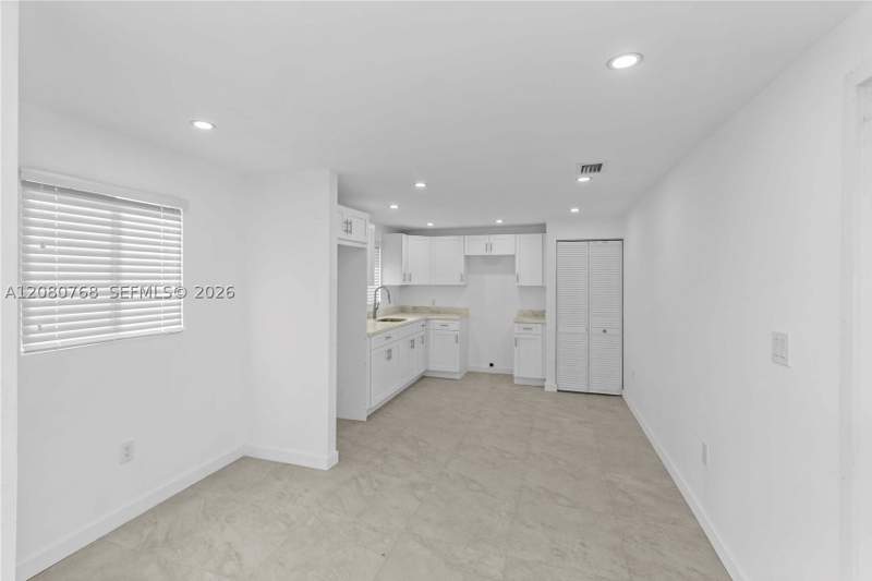 2 bedroom SingleFamilyResidence at 2144 NW 89th Ter, Mount Marie, Miami — photo 5