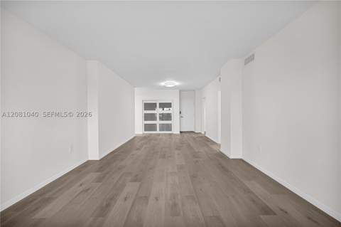 300 Bayview Dr 211, Sunny Isles Beach FL - photo 16 of 18