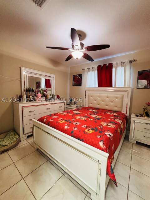 502 NW 7th Ave, Homestead FL - photo 11 of 17