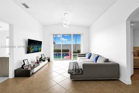 17384 SW 138th Ct, Miami FL - photo 14 of 40