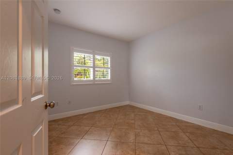 20425 SW 319th St, Homestead FL - photo 8 of 36