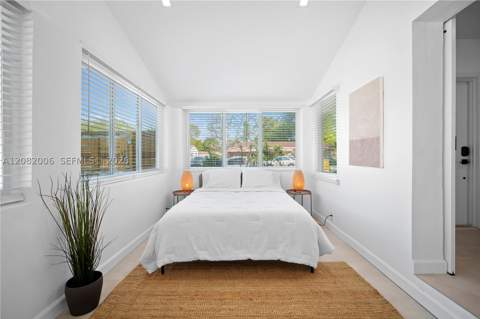 1360 NE 138th St, North Miami FL - photo 18 of 50