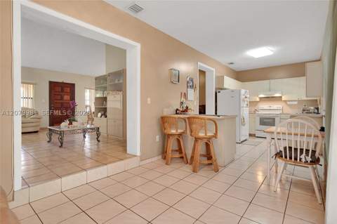 4051 NW 5th St, Miami FL - photo 17 of 38
